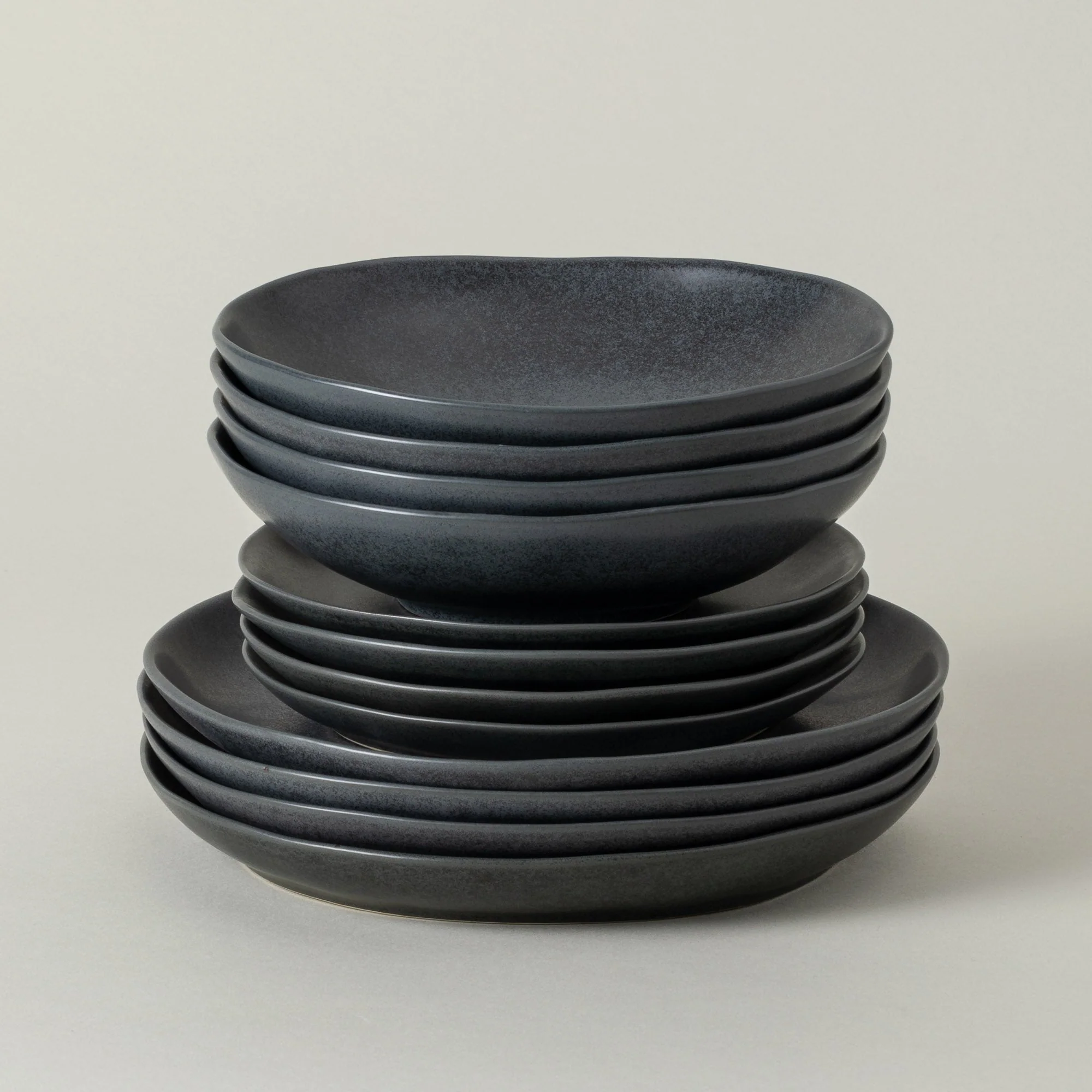 12-Piece Dinnerware Set with Soup/Pasta Bowl Livia