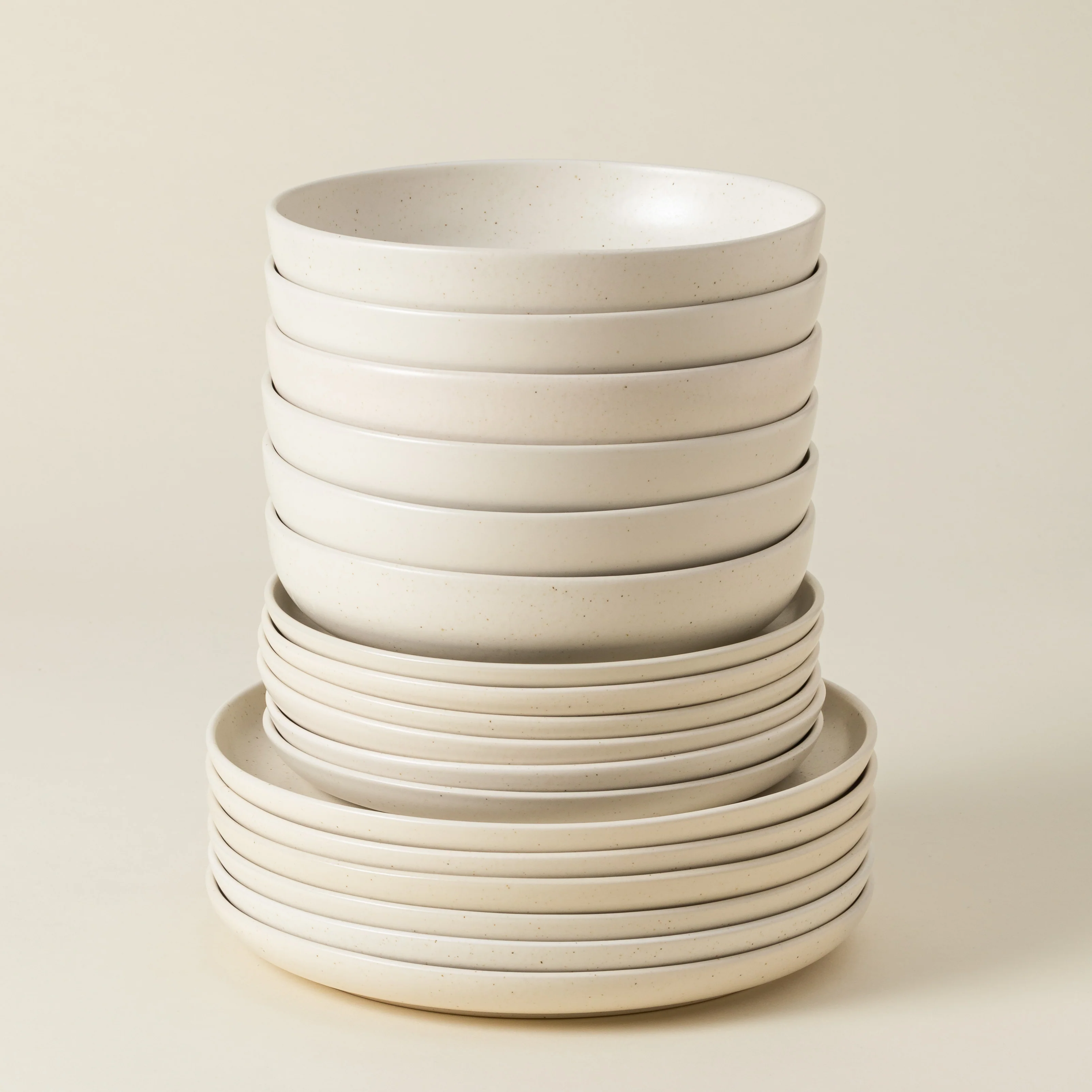 18-Piece Dinnerware Set with Soup/Pasta Plate Pacifica, Casafina by COSTA NOVA